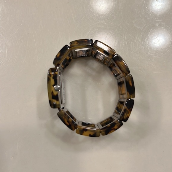 ROXY Finnie tortoise shell watch.  *NEED NEW BATTERY* - Picture 2 of 5